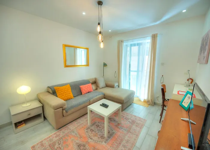 Elegant 2 Bedroom In Lmif1-1 *